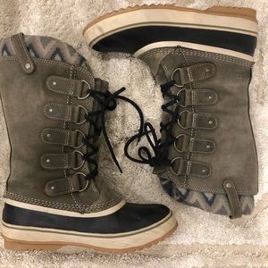 Sorel Joan of Arctic boot
